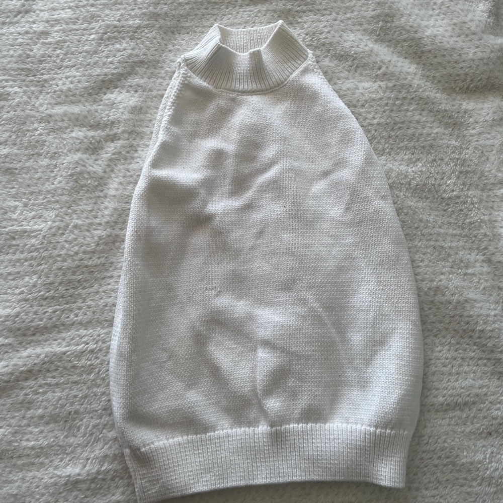 Ann Taylor sleeveless sweater White (new)